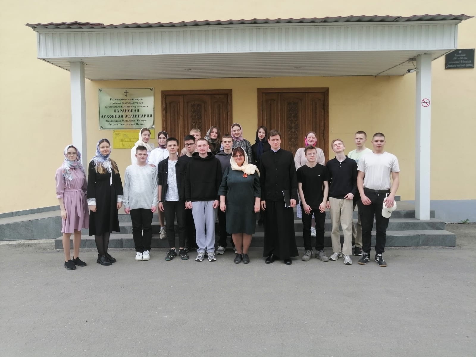 Кадеты-старшеклассники побывали на экскурсии в Саранске, где посетили Предтеченскую церковь.
