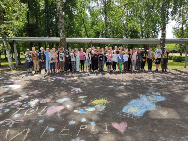 11день пребывания в пришкольном лагере «Радуга» МБОУ "СОШ 5" был объявлен Днем Творчества..