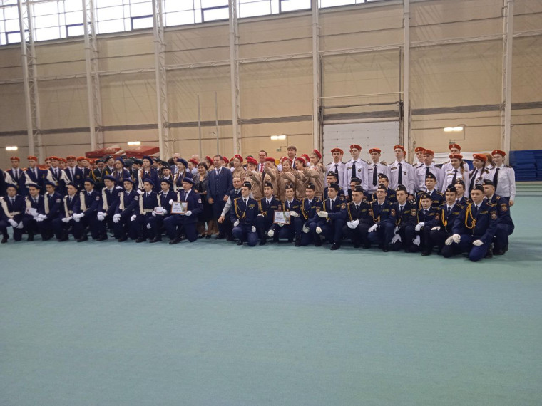 Республиканский конкурс-смотр строя и песни «Достойно служить Отечеству!».